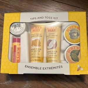 Burt’s Bees tips and toes kit